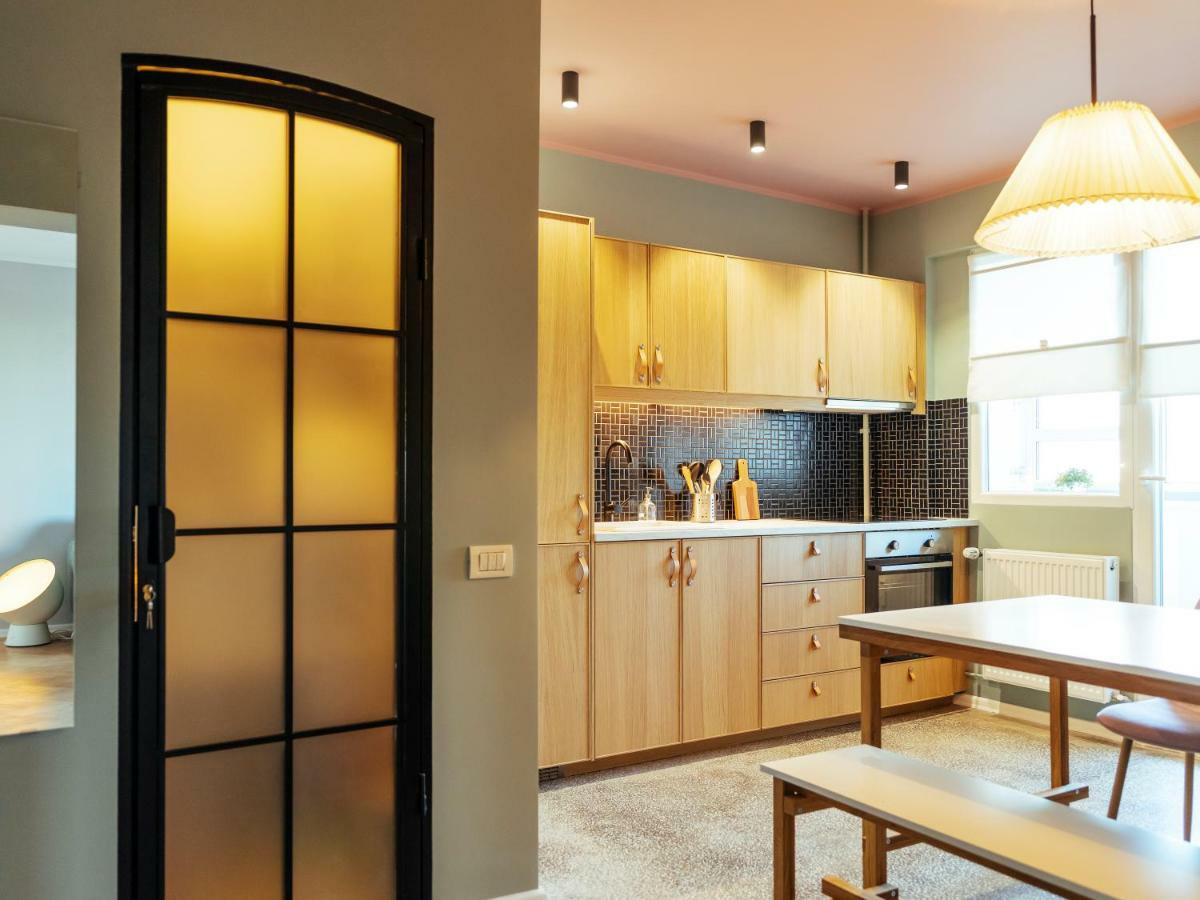 Parklake Design Apartment - Fabulous View - Netflix بوخارست المظهر الخارجي الصورة
