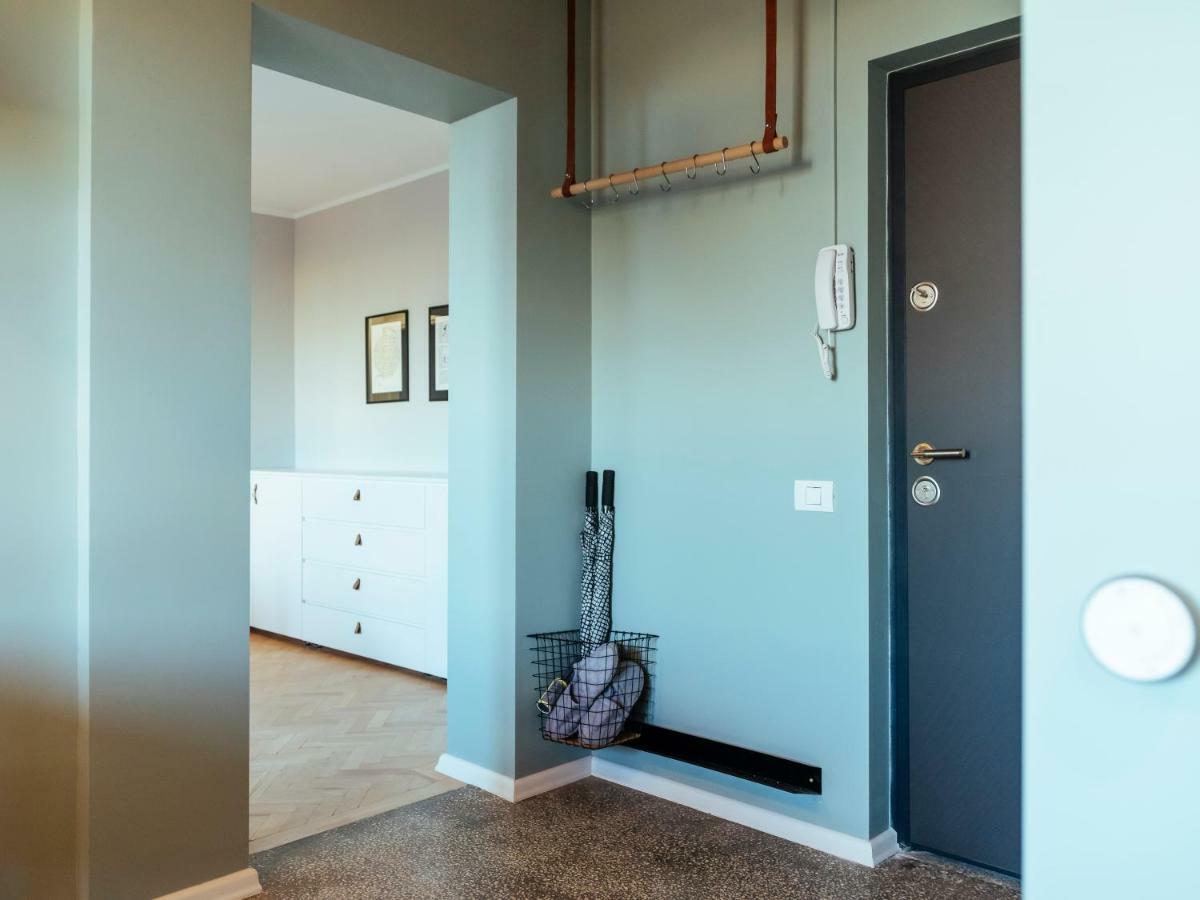 Parklake Design Apartment - Fabulous View - Netflix بوخارست المظهر الخارجي الصورة