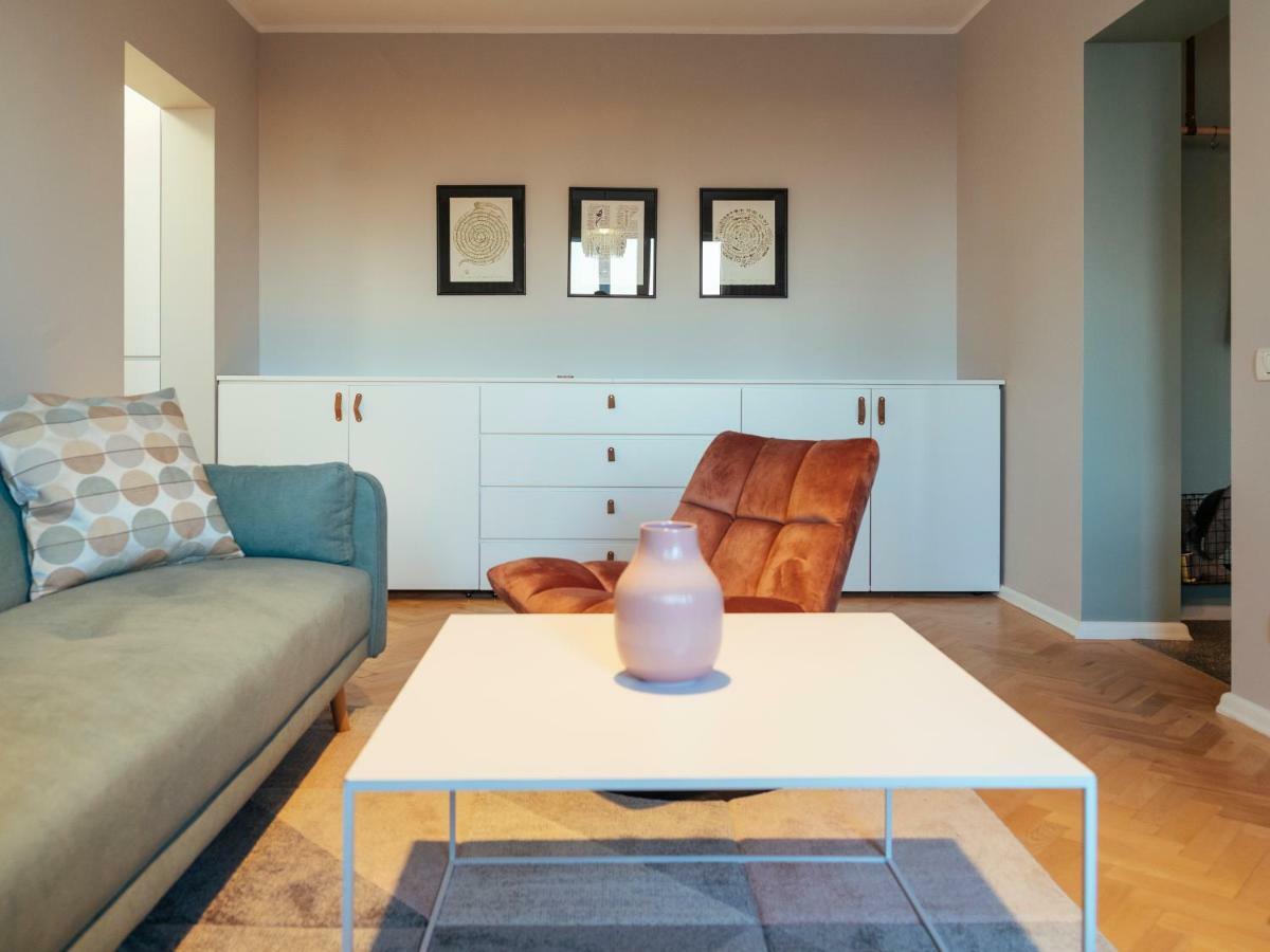 Parklake Design Apartment - Fabulous View - Netflix بوخارست المظهر الخارجي الصورة